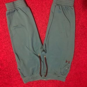 Sweat Pant Capri